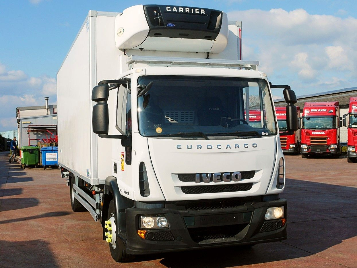 Iveco 140E18 FLEISH KUHLKOFFER CARRIER SUPRA 550 LBW Iveco 140E18 FLEISH KUHLKOFFER CARRIER SUPRA 550 LBW - شاحنة الفريزر: صورة 1 Iveco 140E18 FLEISH KUHLKOFFER CARRIER SUPRA 550 LBW Iveco 140E18 FLEISH KUHLKOFFER CARRIER SUPRA 550 LBW - شاحنة الفريزر: صورة 1