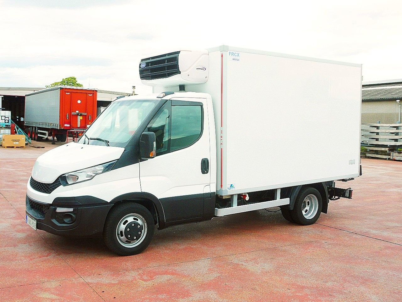 Iveco 35C13 DAILY KUHLKOFFER CARRIER XARIOS 600 - شاحنة مُبرّدة للتوصيل: صورة 3 Iveco 35C13 DAILY KUHLKOFFER CARRIER XARIOS 600 - شاحنة مُبرّدة للتوصيل: صورة 3