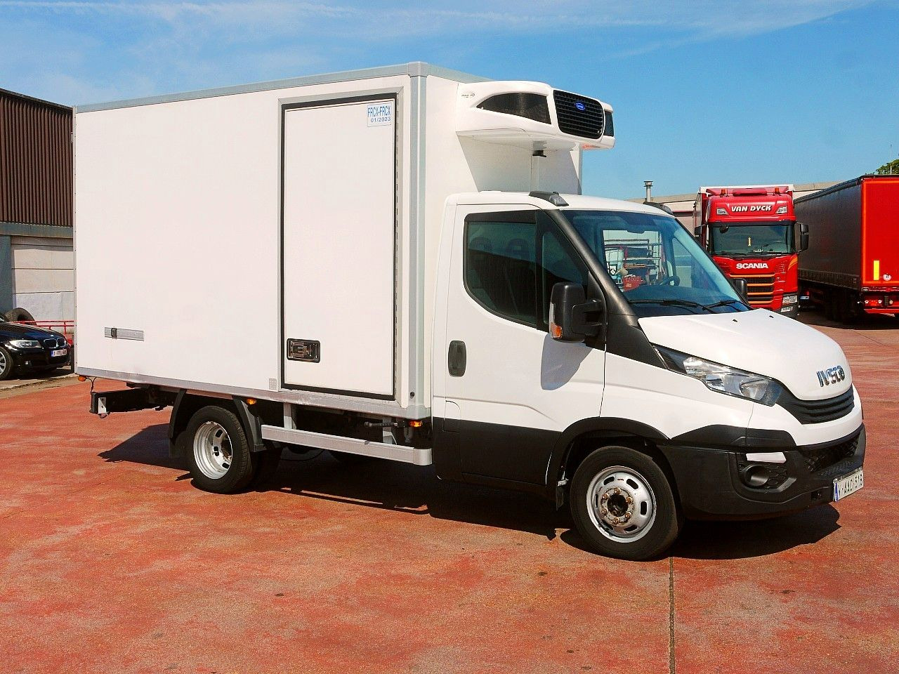 Iveco 35C14 DAILY KUHLKOFER CARIER PULSOR 600MULTi A/C - شاحنة مُبرّدة للتوصيل: صورة 2 Iveco 35C14 DAILY KUHLKOFER CARIER PULSOR 600MULTi A/C - شاحنة مُبرّدة للتوصيل: صورة 2