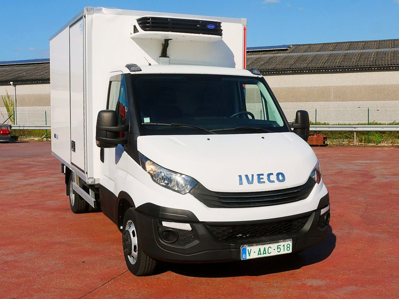 Iveco 35C14 DAILY KUHLKOFER CARRIER XARIOS 350 -20 A/C - شاحنة مُبرّدة للتوصيل: صورة 1 Iveco 35C14 DAILY KUHLKOFER CARRIER XARIOS 350 -20 A/C - شاحنة مُبرّدة للتوصيل: صورة 1