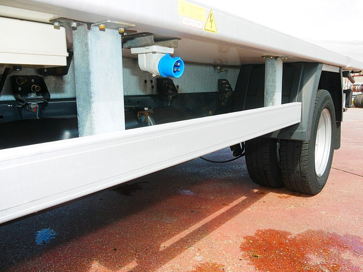 شاحنة مُبرّدة للتوصيل Iveco 35C14 KUHLKOFFER CARRIER XARIOS 350 -20C: صورة 16