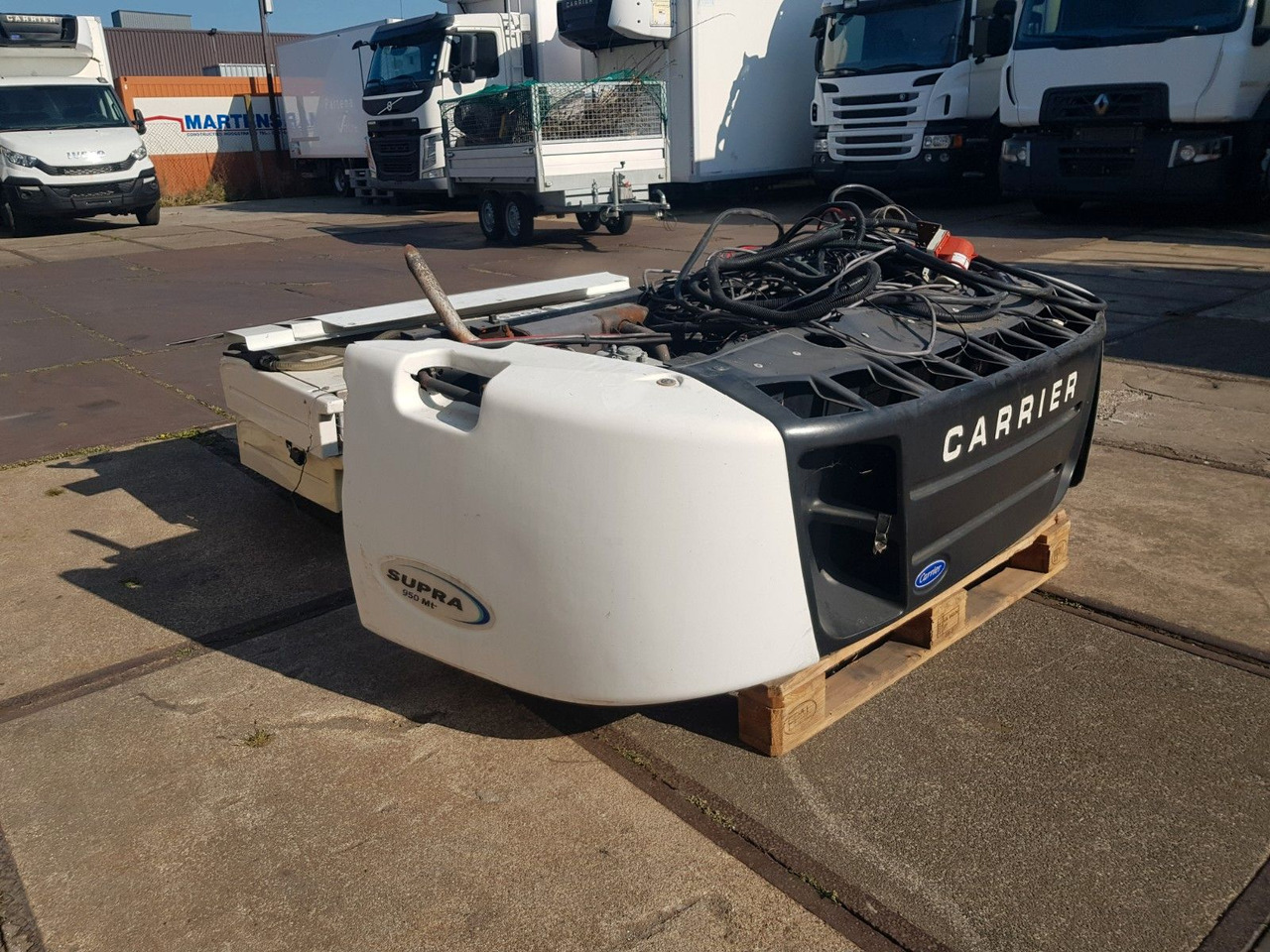 Mercedes-Benz 1829 AXOR NUR CARRIER SUPRA 950 MULTI TEMP. - شاحنة الفريزر: صورة 3 Mercedes-Benz 1829 AXOR NUR CARRIER SUPRA 950 MULTI TEMP. - شاحنة الفريزر: صورة 3