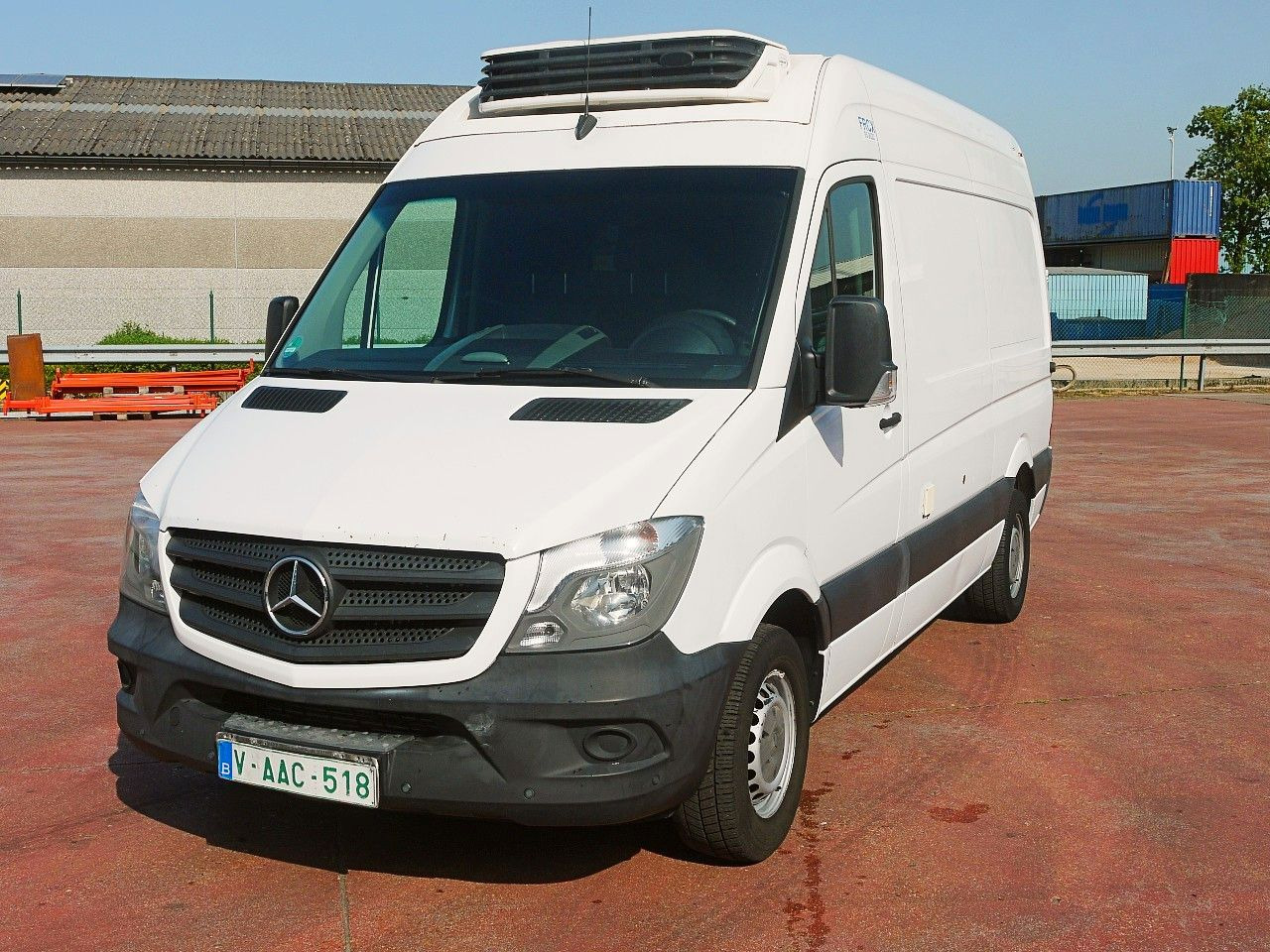 Mercedes-Benz 313 SPRINTER KUHLKASTENWAGEN CARRIER XARIOS -20C - شاحنة مُبرّدة للتوصيل: صورة 5 Mercedes-Benz 313 SPRINTER KUHLKASTENWAGEN CARRIER XARIOS -20C - شاحنة مُبرّدة للتوصيل: صورة 5