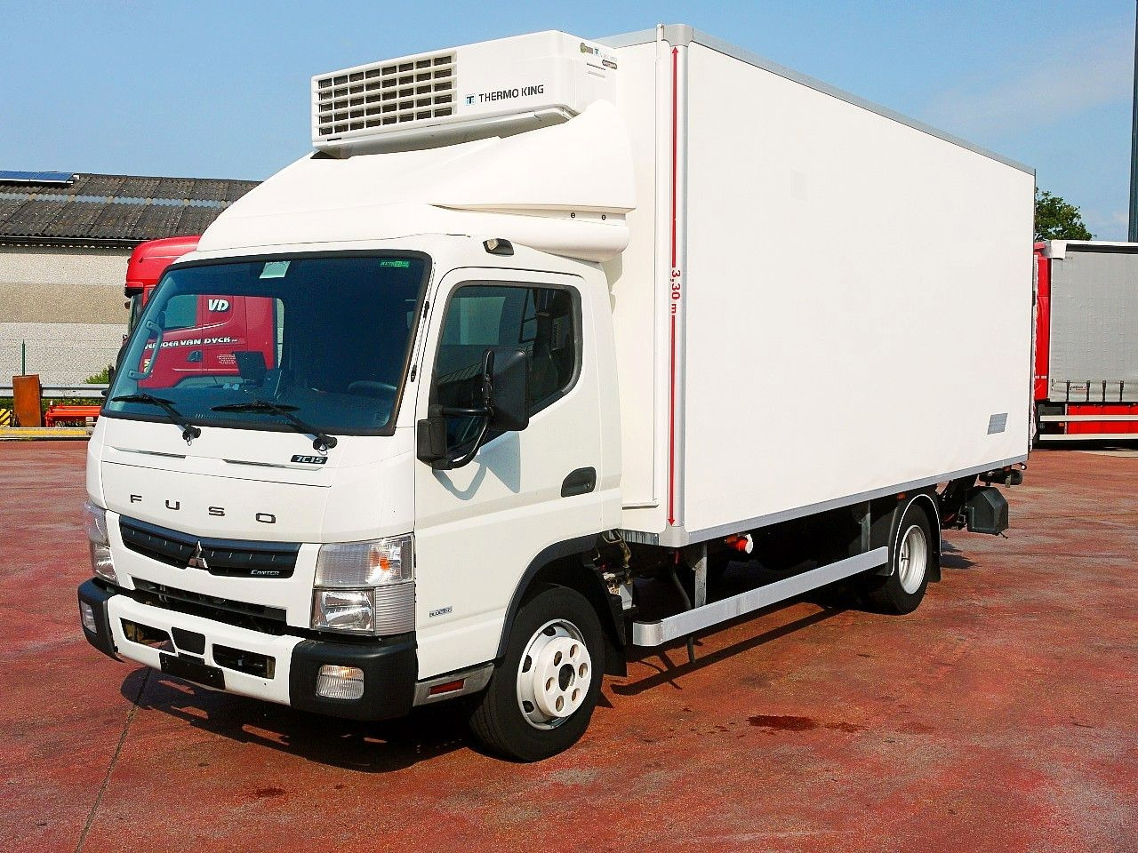Mitsubishi FUSO CANTER 3.0 KUHLKOFFER THERMOKING V800 MT AC - شاحنة مُبرّدة للتوصيل: صورة 4 Mitsubishi FUSO CANTER 3.0 KUHLKOFFER THERMOKING V800 MT AC - شاحنة مُبرّدة للتوصيل: صورة 4