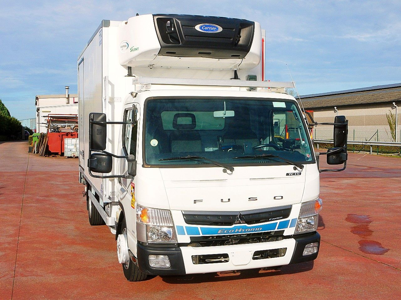 Mitsubishi FUSO HYBRIDE KUHLKOFFER CARRIER SUPRA 550 78tkm - شاحنة مُبرّدة للتوصيل: صورة 1 Mitsubishi FUSO HYBRIDE KUHLKOFFER CARRIER SUPRA 550 78tkm - شاحنة مُبرّدة للتوصيل: صورة 1