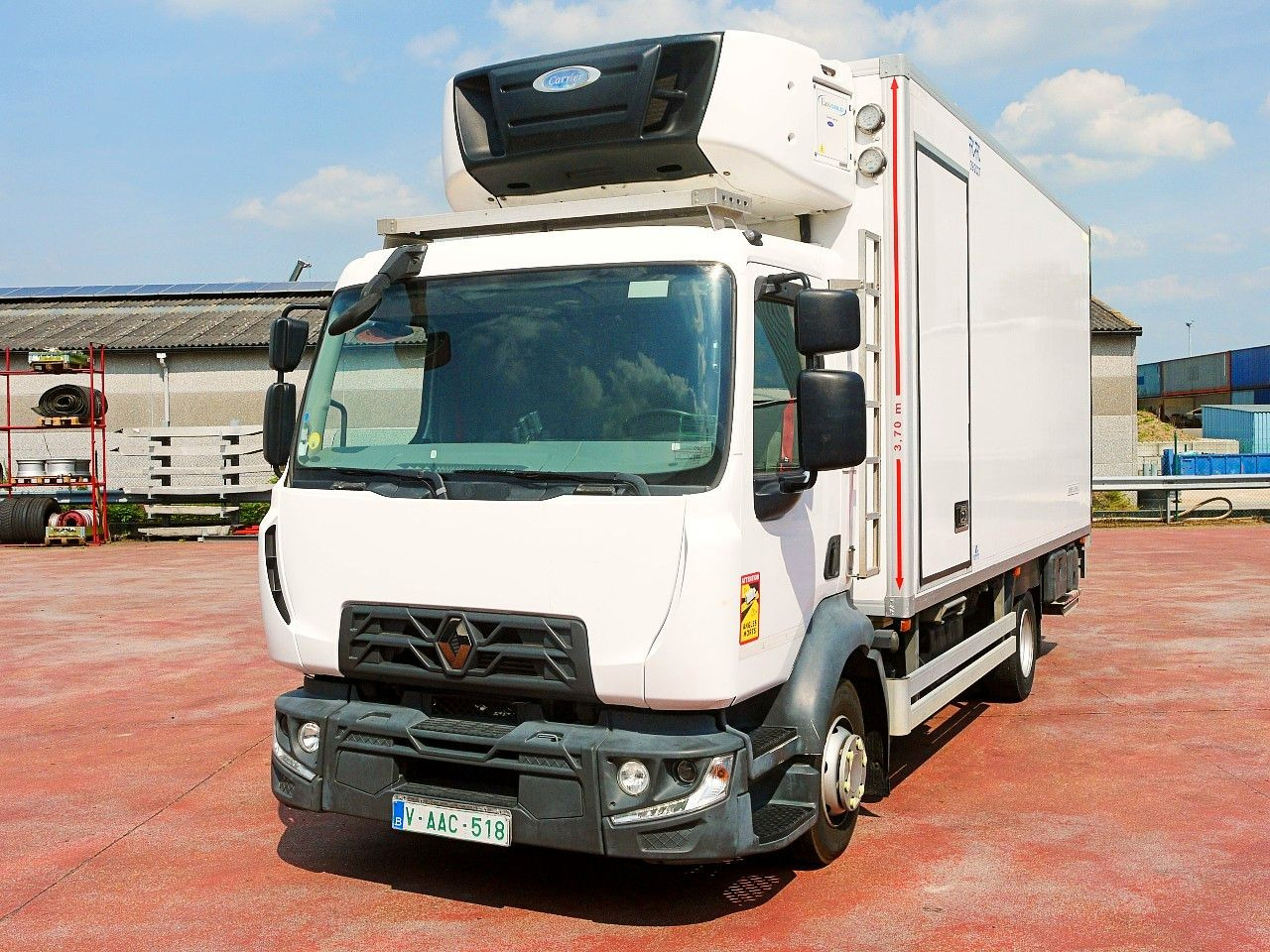 Renault D 10 210 KUHLKOFFER CARRIER SUPRA 1150 MT TOP - شاحنة الفريزر: صورة 5 Renault D 10 210 KUHLKOFFER CARRIER SUPRA 1150 MT TOP - شاحنة الفريزر: صورة 5