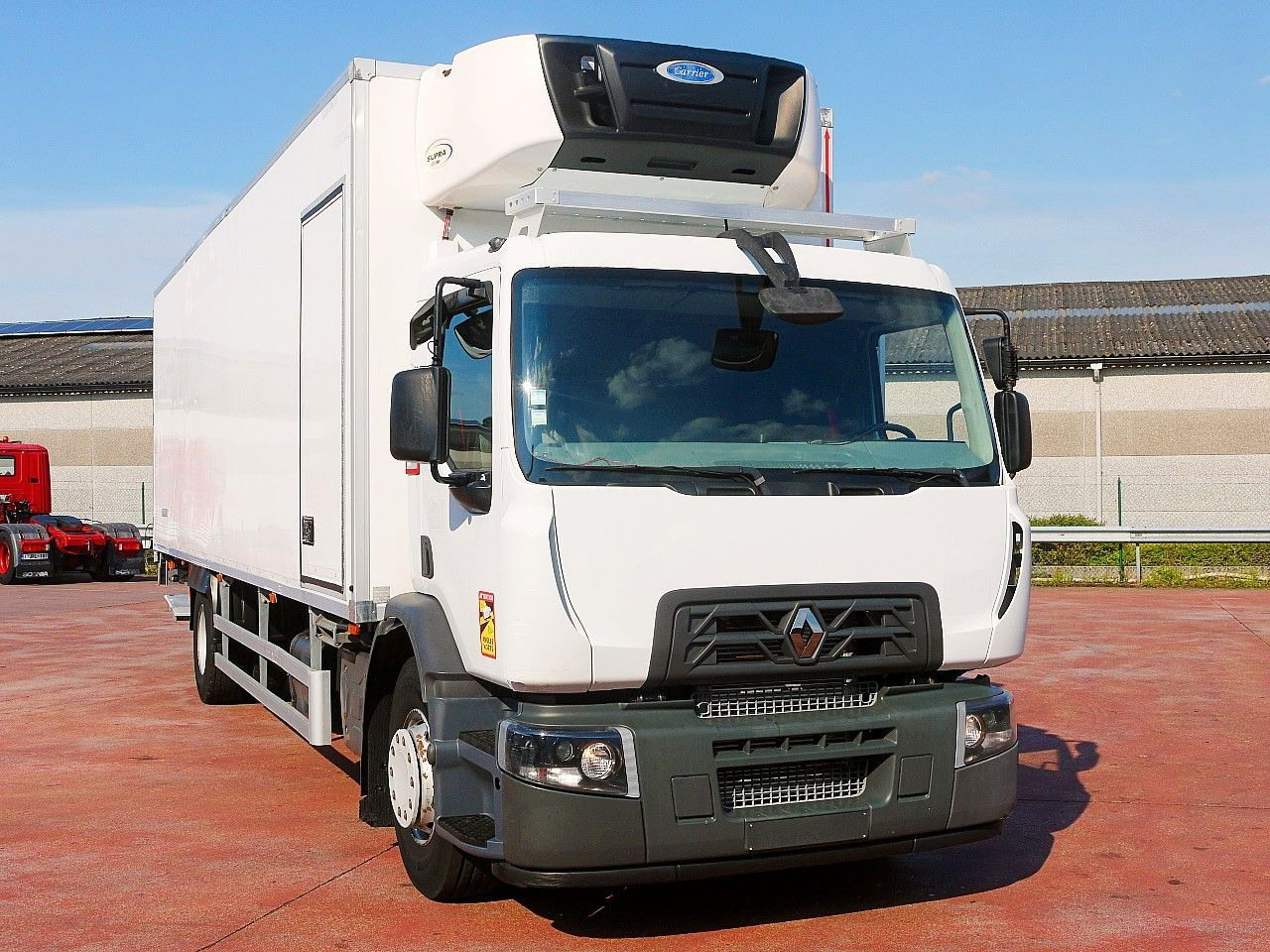 Renault D19.280 KUHLKOFFER CARRIER SUPRA 1150 MT - شاحنة الفريزر: صورة 1 Renault D19.280 KUHLKOFFER CARRIER SUPRA 1150 MT - شاحنة الفريزر: صورة 1