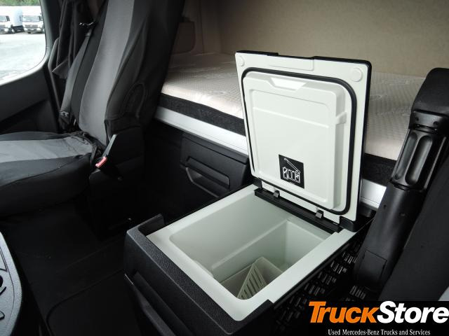 وحدة جر Mercedes-Benz Actros 1845 LS: صورة 9