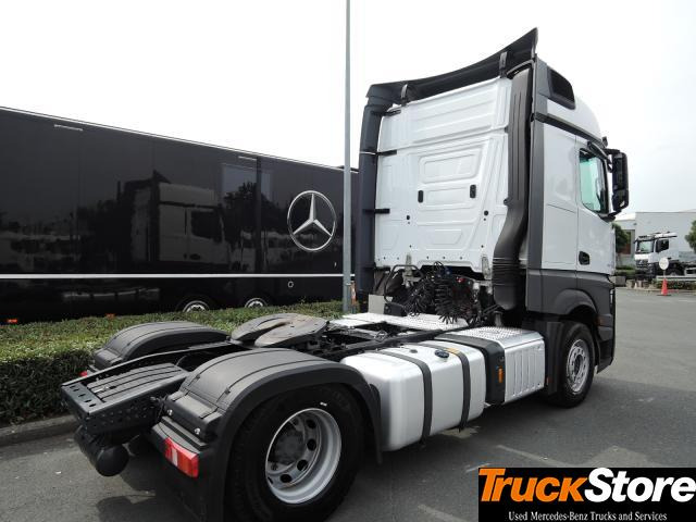 Mercedes-Benz Actros 1851 LS - وحدة جر: صورة 4 Mercedes-Benz Actros 1851 LS - وحدة جر: صورة 4