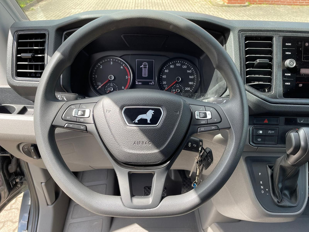 سيارة MAN TGE 3.160 L3H3 MIXTO LED AHK NAVI GRA RWD SITZH: صورة 8