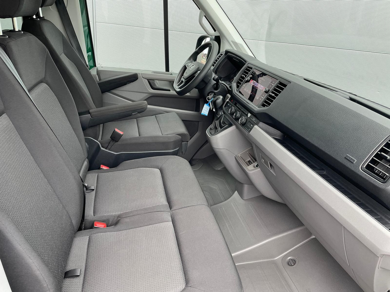 سيارة MAN TGE 3.160 MIXTO L4H3 LED AHK DAB KAMERA SITZHZ: صورة 15 سيارة MAN TGE 3.160 MIXTO L4H3 LED AHK DAB KAMERA SITZHZ: صورة 15