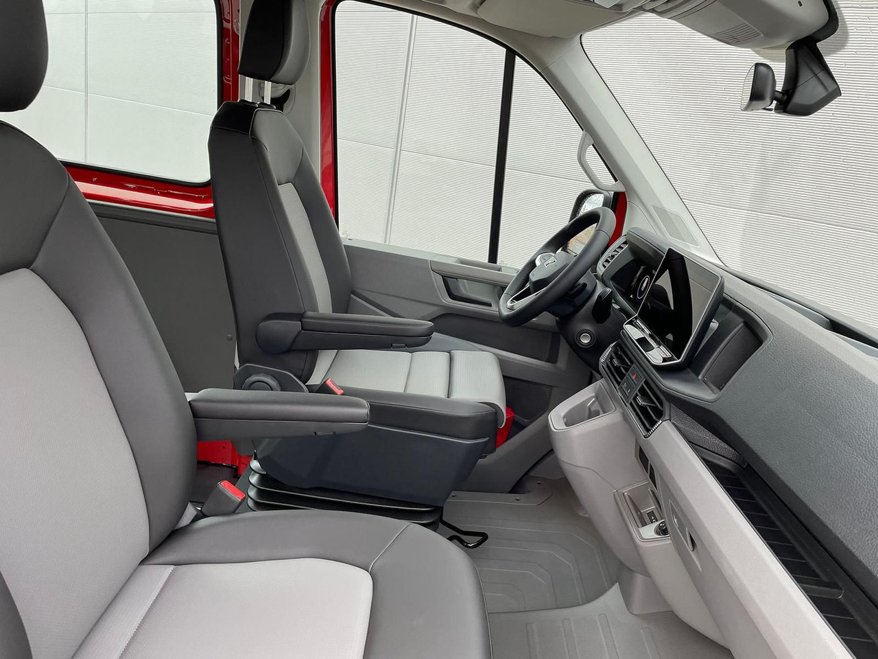 ميكروباص MAN TGE 3.180 Kombi L3H3 FEUERWEHR LED TEMPOMAT AHK: صورة 14