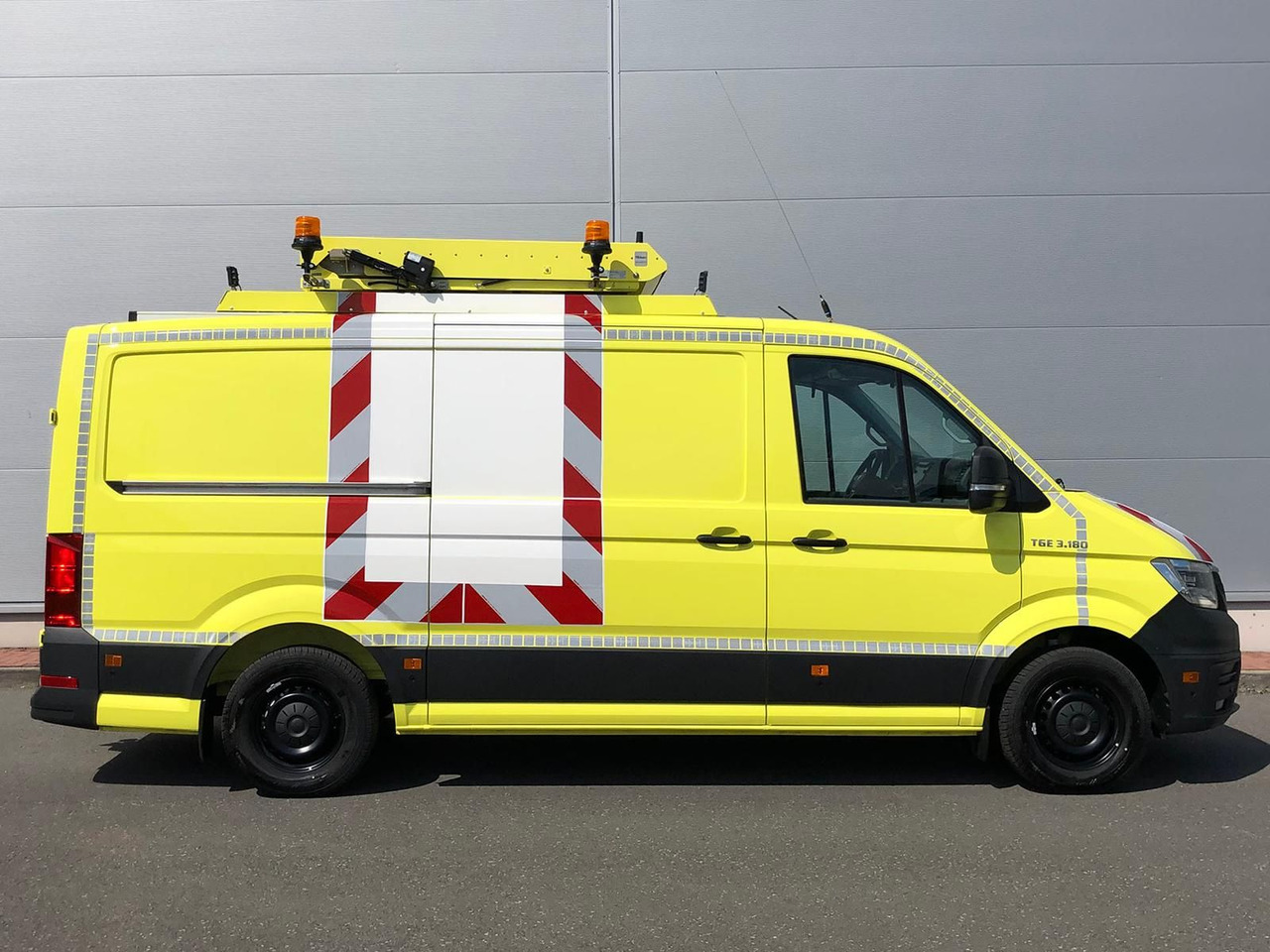 MAN TGE 3.180 L3H2 BF 4 BEGLEITFAHRZEUG ACC LED NAVI - فان: صورة 5 MAN TGE 3.180 L3H2 BF 4 BEGLEITFAHRZEUG ACC LED NAVI - فان: صورة 5