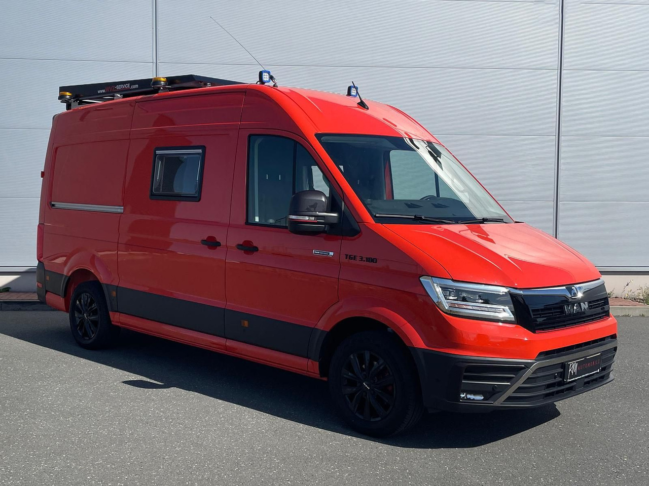 MAN TGE 3.180 L3H3 Individual S BF3 + BEGLEITFAHRZEU - سيارة: صورة 2 MAN TGE 3.180 L3H3 Individual S BF3 + BEGLEITFAHRZEU - سيارة: صورة 2
