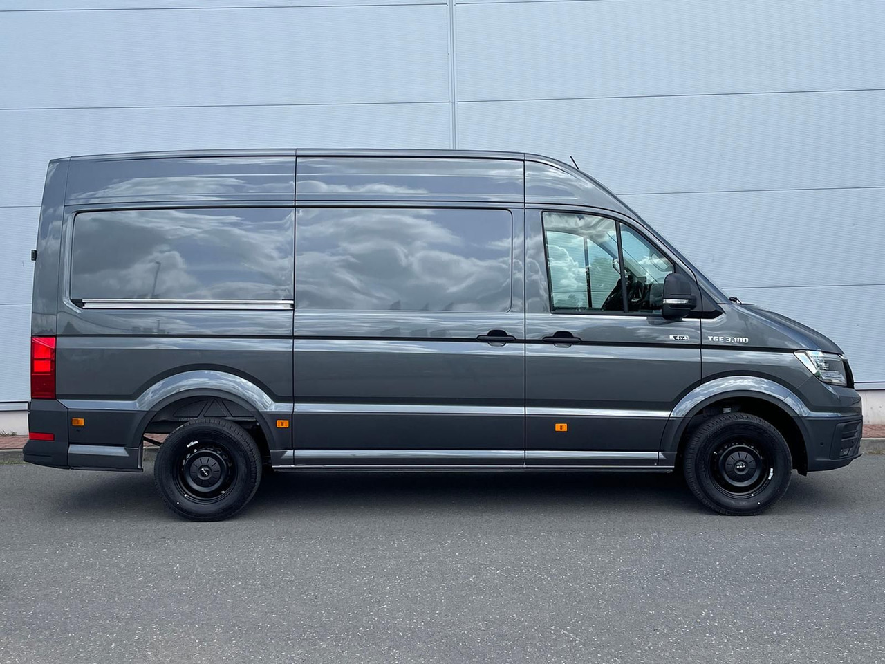 MAN TGE 3.180 L3H3 Kasten 4x4 CAMPER AHK ACC LED NAV - فان: صورة 5 MAN TGE 3.180 L3H3 Kasten 4x4 CAMPER AHK ACC LED NAV - فان: صورة 5