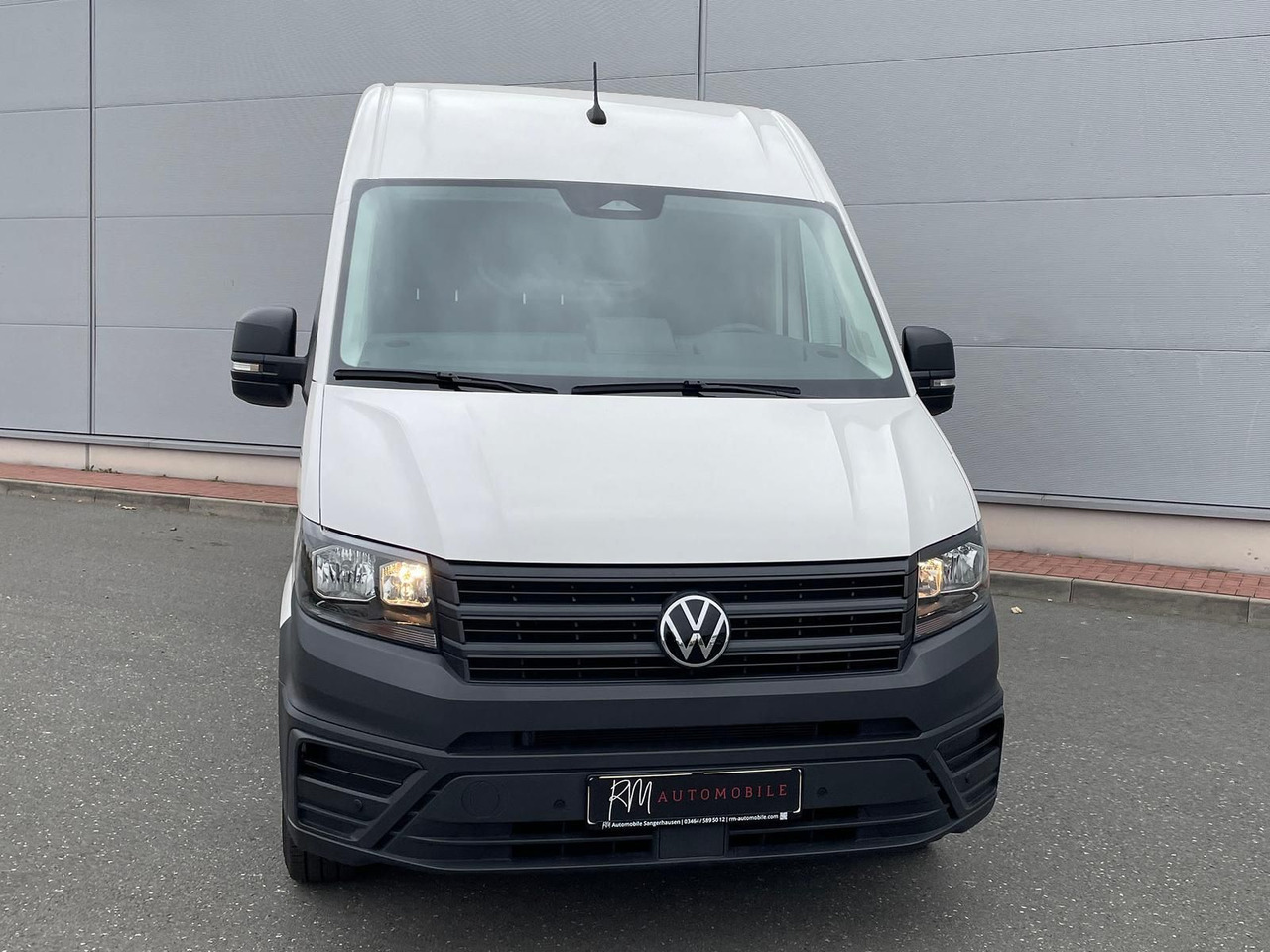 Volkswagen Crafter Kasten 35 L3H3 Autom. NAVI DAB PDC TEMP - فان: صورة 3 Volkswagen Crafter Kasten 35 L3H3 Autom. NAVI DAB PDC TEMP - فان: صورة 3