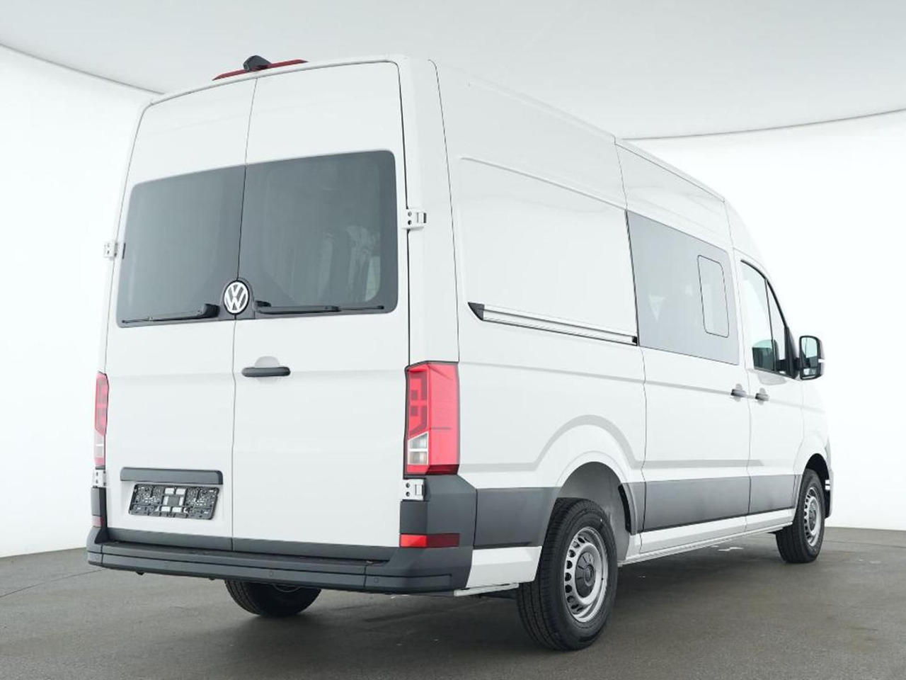 Volkswagen Crafter Kasten 35 L3H3 Autom. NAVI SITZHZ ACC - ميكروباص: صورة 2 Volkswagen Crafter Kasten 35 L3H3 Autom. NAVI SITZHZ ACC - ميكروباص: صورة 2