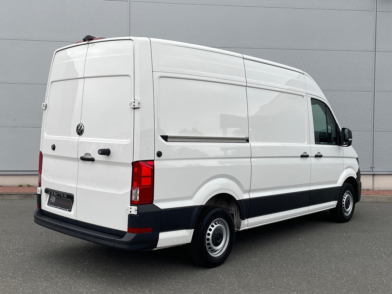 Volkswagen Crafter Kasten 35 L3H3 KAMERA SITZHZ DAB - ميكروباص: صورة 5 Volkswagen Crafter Kasten 35 L3H3 KAMERA SITZHZ DAB - ميكروباص: صورة 5