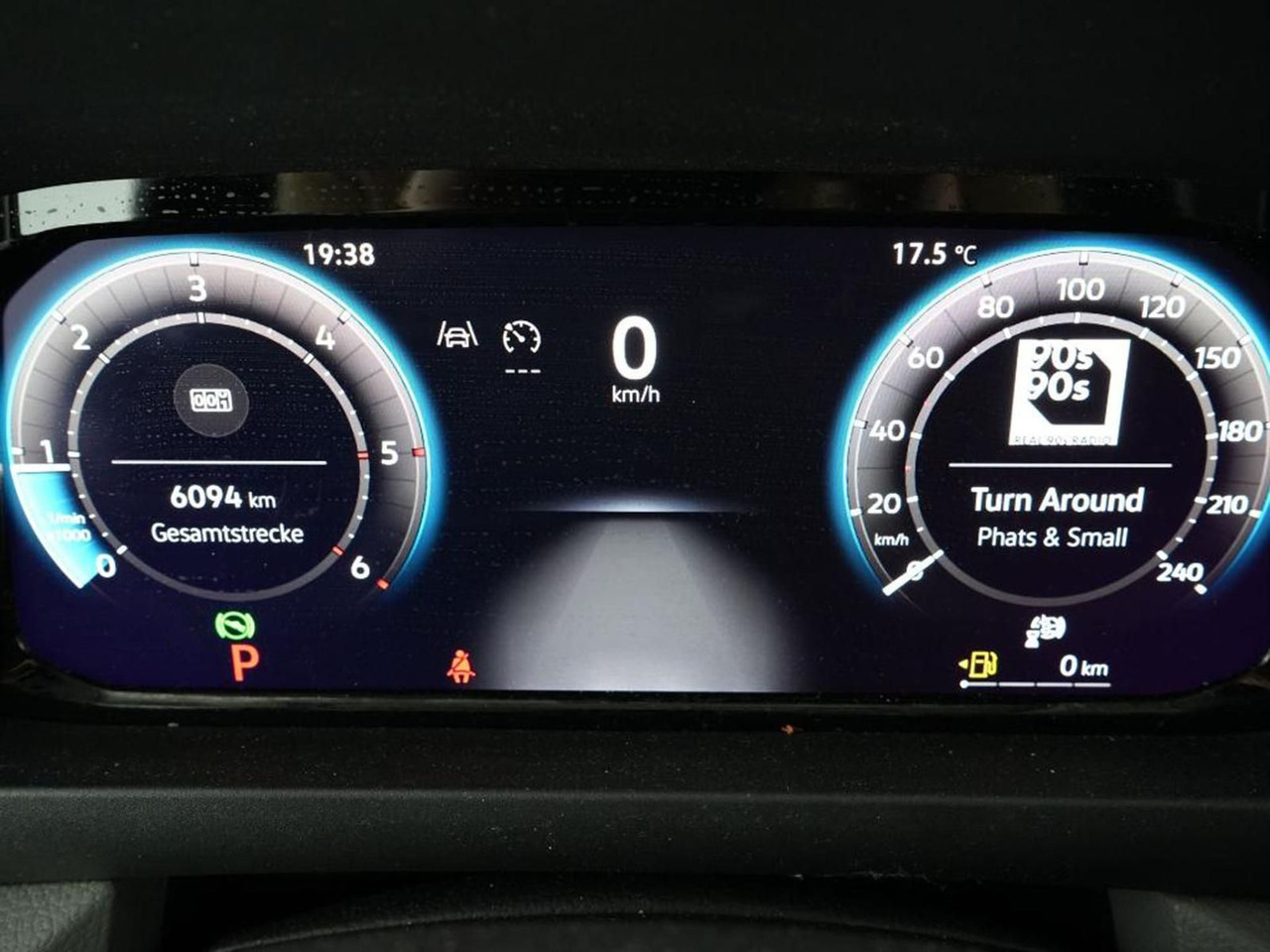 Volkswagen Crafter Kasten 35 L3H3 NAVI KLIMA DAB PDC - فان: صورة 5 Volkswagen Crafter Kasten 35 L3H3 NAVI KLIMA DAB PDC - فان: صورة 5