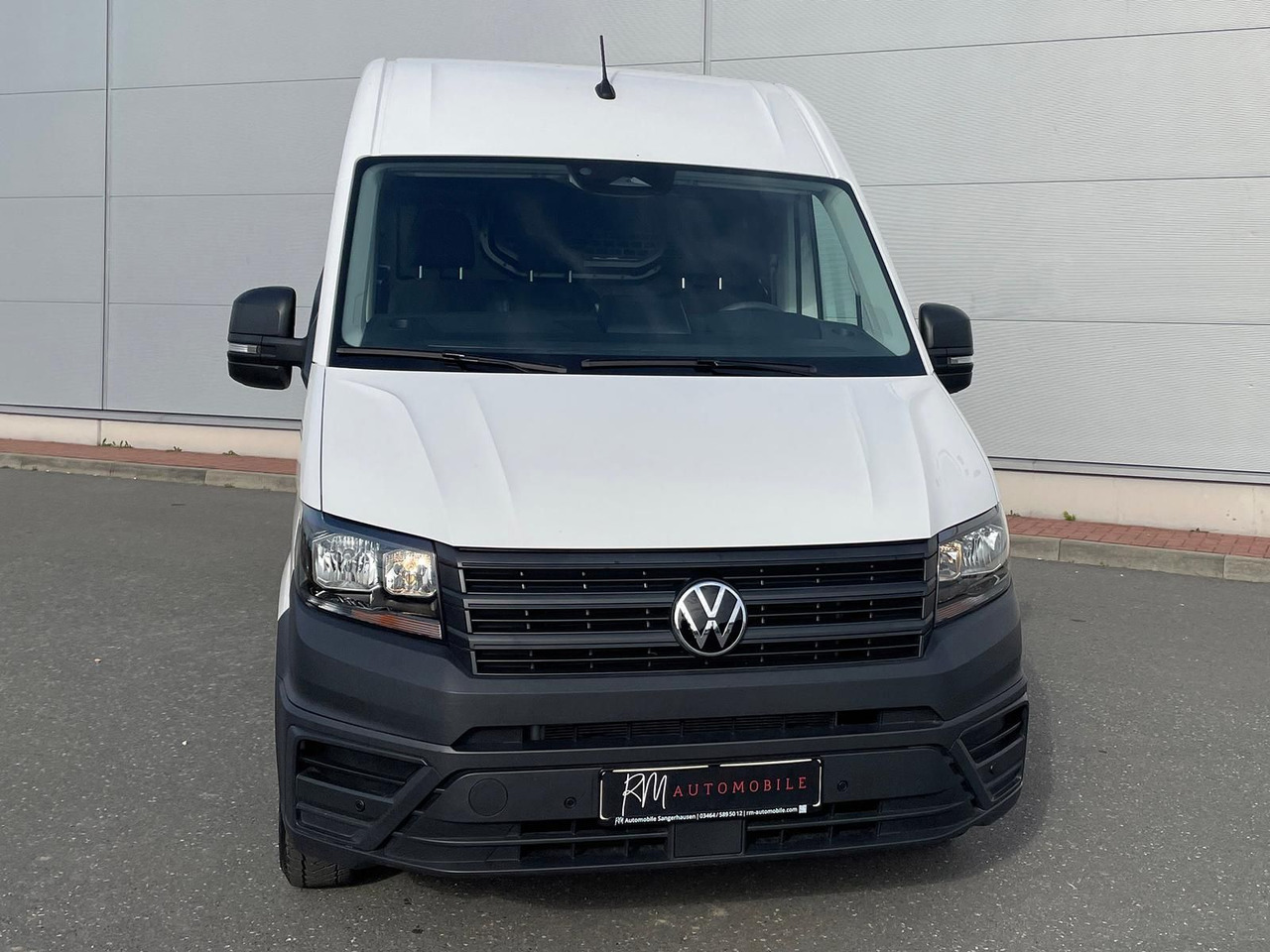 Volkswagen Crafter Kasten 35 L4H3 Autom. NAVI KAMERA KLIMA - ميكروباص: صورة 3 Volkswagen Crafter Kasten 35 L4H3 Autom. NAVI KAMERA KLIMA - ميكروباص: صورة 3