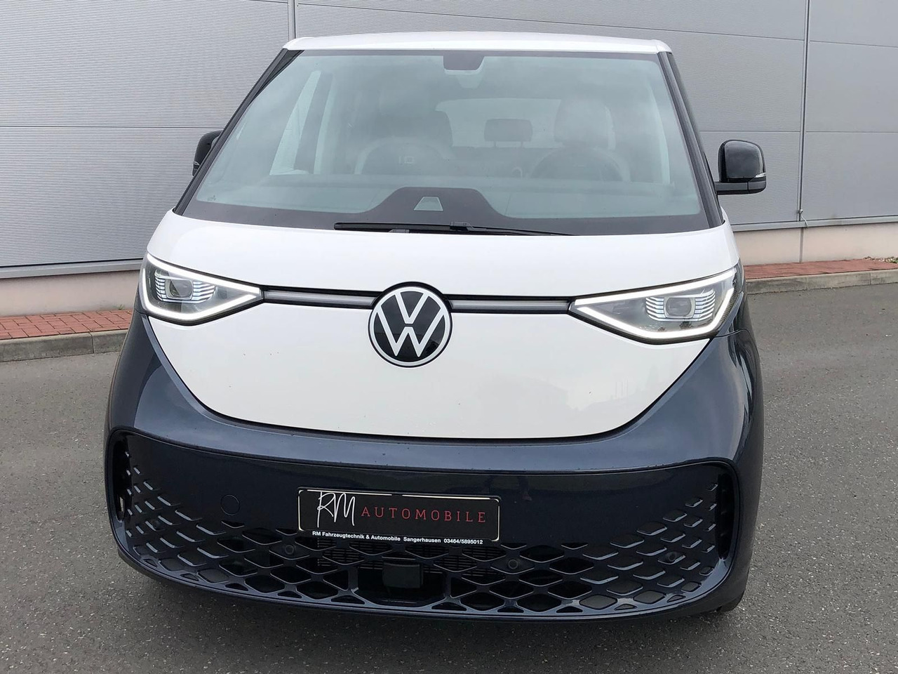 Volkswagen ID. Buzz 150 kW Pro AHK ACC MATRIX LED KEYLESS - حافلة صغيرة, حافلة كهربائية: صورة 4 Volkswagen ID. Buzz 150 kW Pro AHK ACC MATRIX LED KEYLESS - حافلة صغيرة, حافلة كهربائية: صورة 4