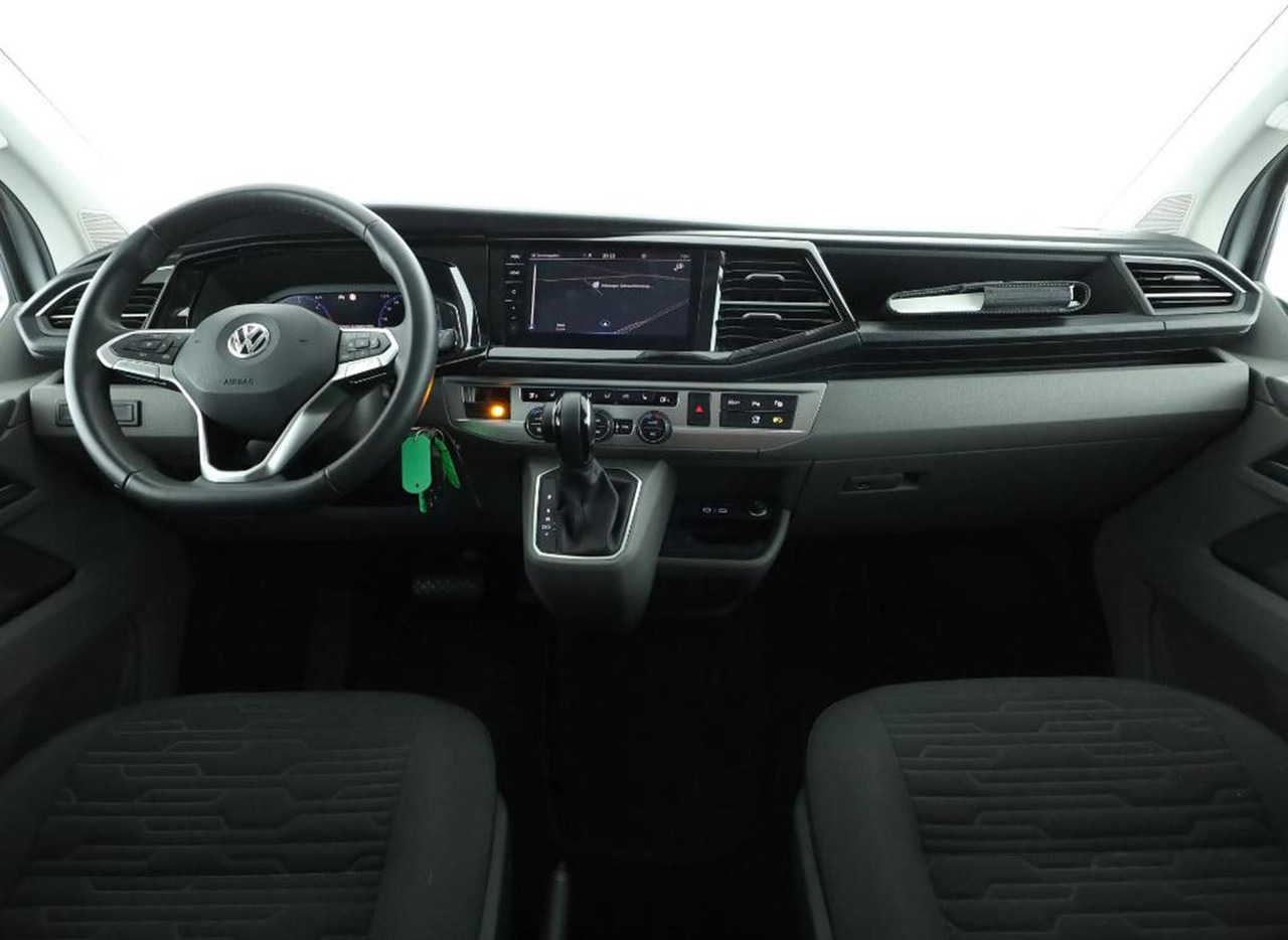 Volkswagen T6.1 Caravelle Comfortl LR 4M NAV el. Trittstufe - حافلة صغيرة, ميكروباص: صورة 5 Volkswagen T6.1 Caravelle Comfortl LR 4M NAV el. Trittstufe - حافلة صغيرة, ميكروباص: صورة 5
