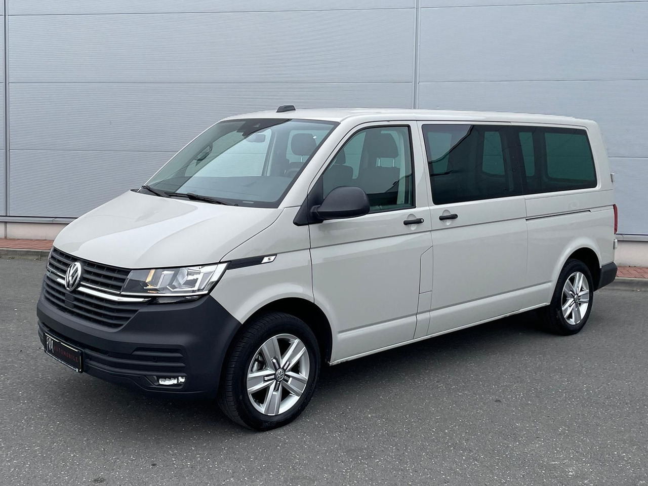 Volkswagen T6.1 Transporter 2.0 TDI lang 4MOTION SITZHZ NAV - فان: صورة 1 Volkswagen T6.1 Transporter 2.0 TDI lang 4MOTION SITZHZ NAV - فان: صورة 1