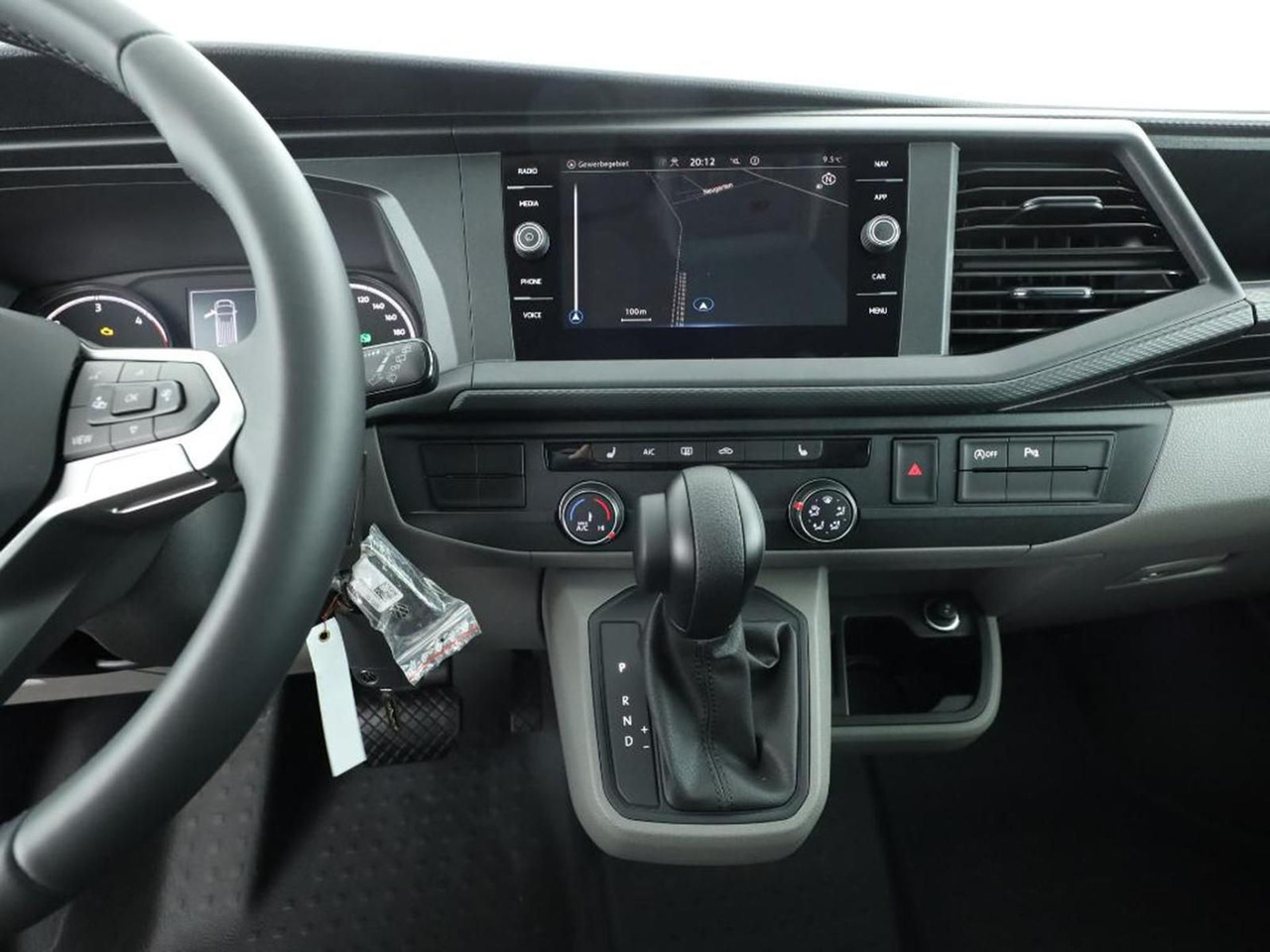 Volkswagen T6.1 Transporter 4MOTION NAVI STANDHZ ACC PDC - حافلة صغيرة, ميكروباص: صورة 5 Volkswagen T6.1 Transporter 4MOTION NAVI STANDHZ ACC PDC - حافلة صغيرة, ميكروباص: صورة 5