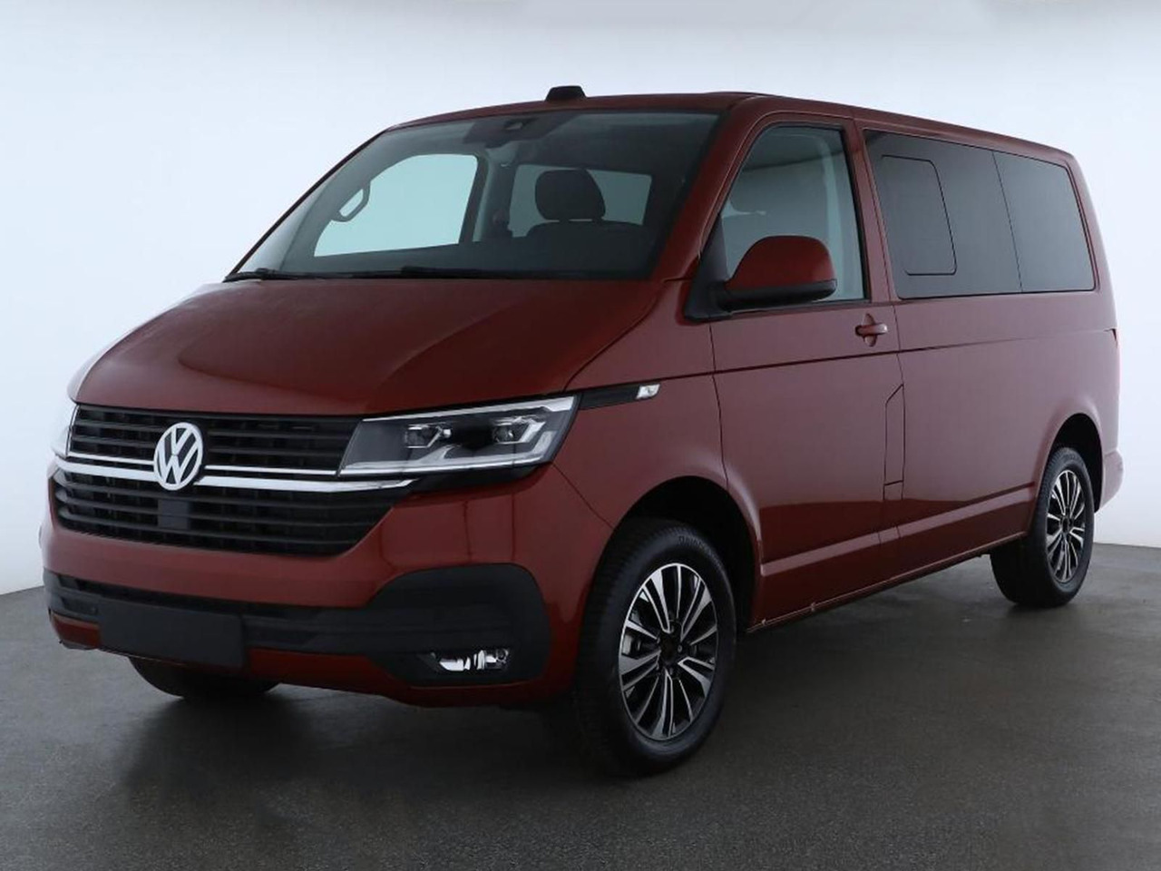 Volkswagen T6.1 Transporter Kombi KR LED STANDHZ ACC NAVI - ميكروباص: صورة 1 Volkswagen T6.1 Transporter Kombi KR LED STANDHZ ACC NAVI - ميكروباص: صورة 1