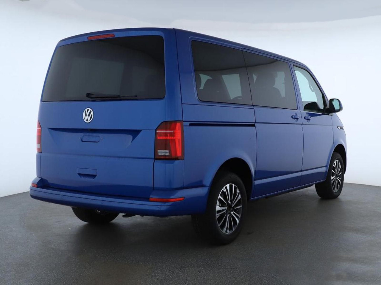 Volkswagen T6.1 Transporter Kombi KR LED STANDHZ ACC NAVI - سيارة ستيشن: صورة 2 Volkswagen T6.1 Transporter Kombi KR LED STANDHZ ACC NAVI - سيارة ستيشن: صورة 2