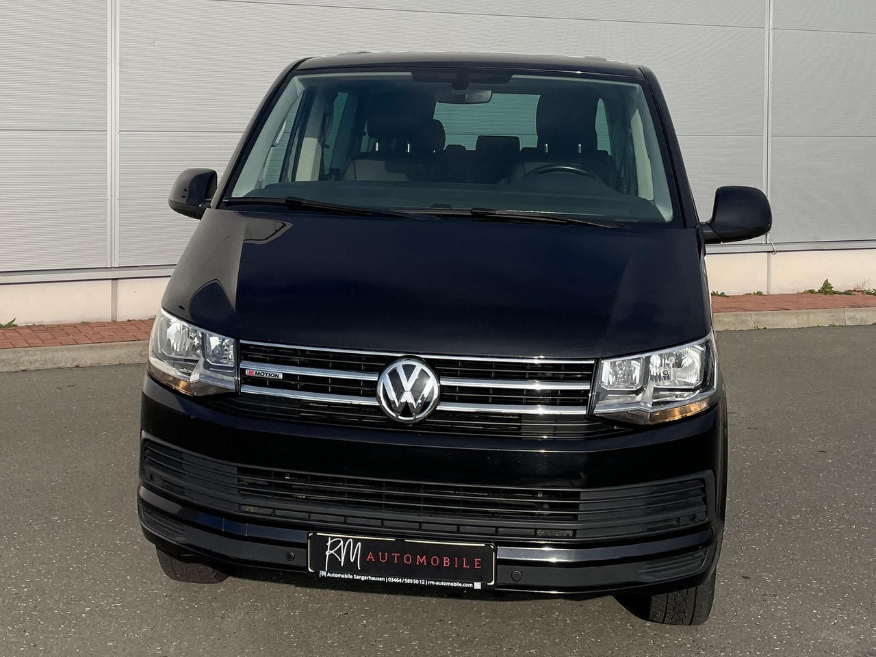 Volkswagen T6 Multivan Comfortline 4M AHK STANDHZ SITZH DAB - حافلة صغيرة, ميكروباص: صورة 4 Volkswagen T6 Multivan Comfortline 4M AHK STANDHZ SITZH DAB - حافلة صغيرة, ميكروباص: صورة 4