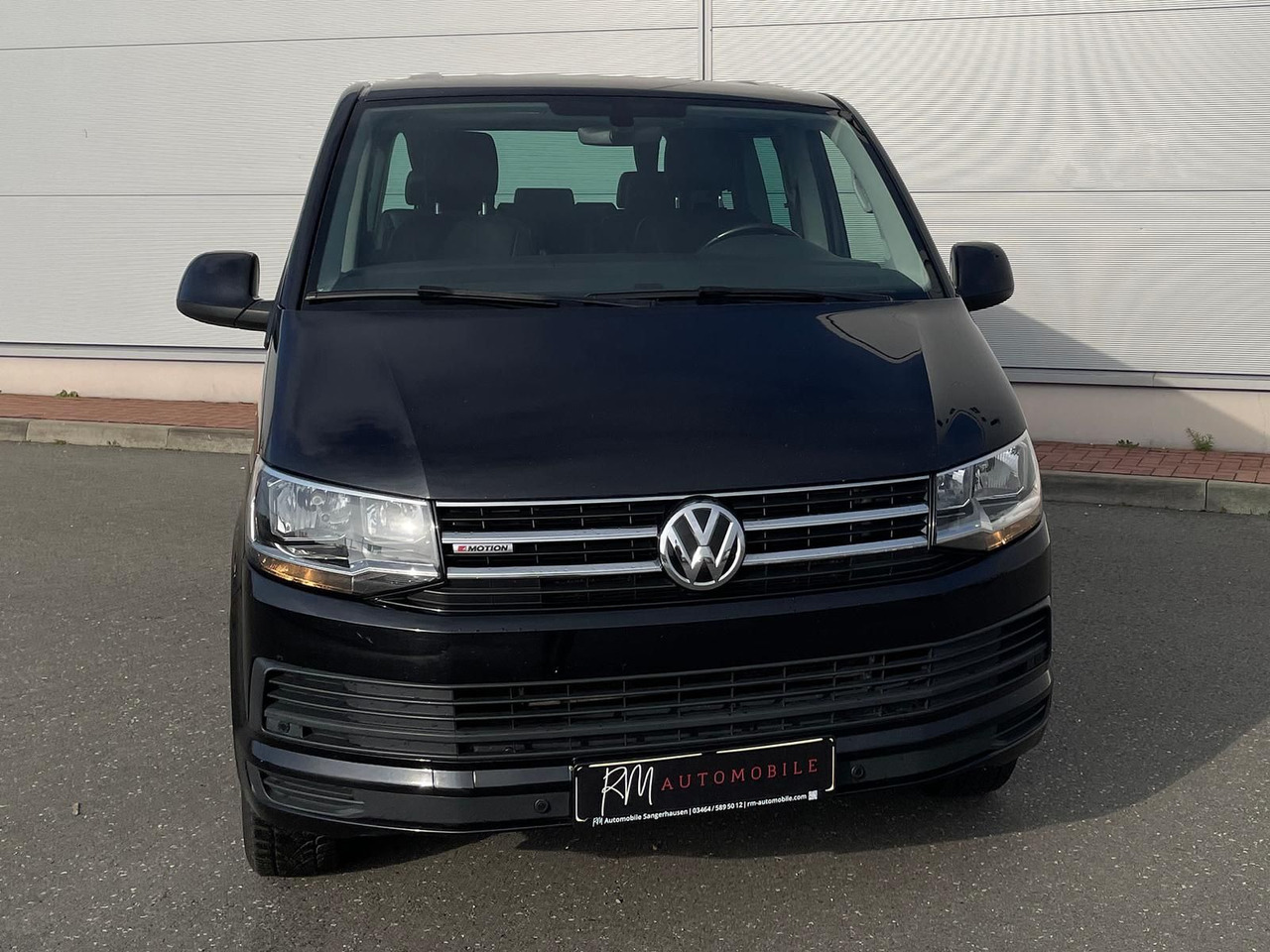 Volkswagen T6 Multivan Comfortline 4M AHK STANDHZ SITZH DAB - ميكروباص: صورة 3 Volkswagen T6 Multivan Comfortline 4M AHK STANDHZ SITZH DAB - ميكروباص: صورة 3