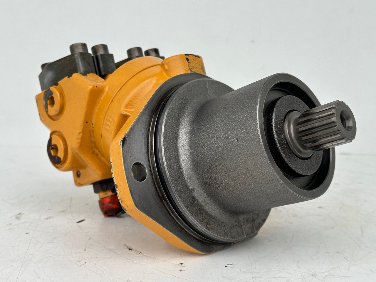 LIEBHERR Konstantmotor mit ID-Nr.5008984-ID-Nr.5007150 – Hydromatik Rexroth Axialkolbenmotor mit Nr.2000349 Typ:A2FE23/61W-NAL191. A308,A310,A312,A900ZW,R308,R310,R312,LOS914,R914,R916. #4064579.DK# - محرك هيدروليكي - حفارة: صورة 3 LIEBHERR Konstantmotor mit ID-Nr.5008984-ID-Nr.5007150 – Hydromatik Rexroth Axialkolbenmotor mit Nr.2000349 Typ:A2FE23/61W-NAL191. A308,A310,A312,A900ZW,R308,R310,R312,LOS914,R914,R916. #4064579.DK# - محرك هيدروليكي - حفارة: صورة 3