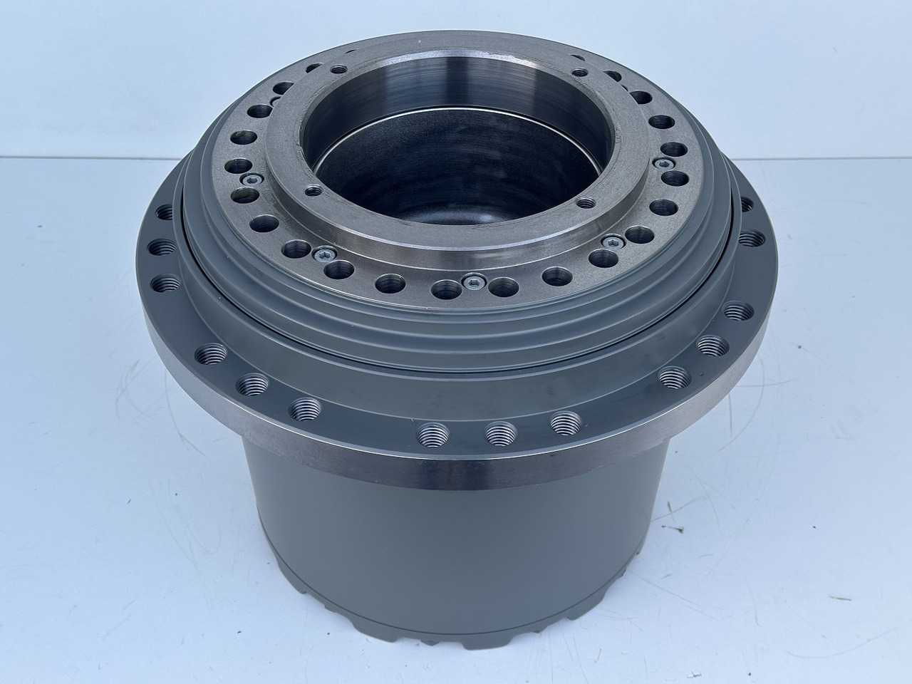 LIEBHERR Original Liebherr Fahrantrieb Typ:LPI0700 30S 0002 00 mit ID-Nr.12891035 – ID-Nr.12977341. R922-1487, R924-1677, R926 K-LC-1827, R926-1715. #12891035.545-01664# - محرك السفر - حفار زحاف: صورة 1 LIEBHERR Original Liebherr Fahrantrieb Typ:LPI0700 30S 0002 00 mit ID-Nr.12891035 – ID-Nr.12977341. R922-1487, R924-1677, R926 K-LC-1827, R926-1715. #12891035.545-01664# - محرك السفر - حفار زحاف: صورة 1