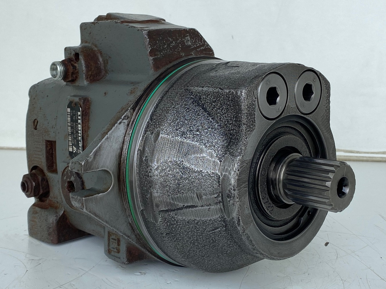 Liebherr Hydraulikeinbaumotor FMV075, ID-Nr.9073978. LOS914, LOS924, R902, R904, R912, R914, R922, R924, R924 COMP, R924 COMPA. #13038# - محرك هيدروليكي - حفار زحاف: صورة 2 Liebherr Hydraulikeinbaumotor FMV075, ID-Nr.9073978. LOS914, LOS924, R902, R904, R912, R914, R922, R924, R924 COMP, R924 COMPA. #13038# - محرك هيدروليكي - حفار زحاف: صورة 2