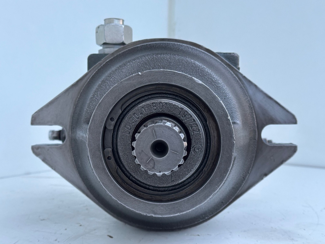 محرك سوينغ - حفارة Liebherr Hydraulikeinbaumotor Typ:FMF090.  ID-Nr.10139164 - ID-Nr.11371743. R946 LC, R946 LC-V, R946 NLC, R946 S-HD, R950 LC-V, R950 S-HD, R950.  #11371743.11929#: صورة 12