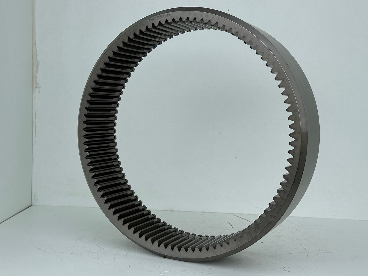 Liebherr Original Innenrad ID-Nr.944427803. FAT500E502,FAT500E503,FAT500E517,FAT500E518,FAT500F522,FAT500F522,FAT500F528,FAT500F529.PR734,PR73605,PR7363,PR7364,PR736,RL44,RL46,RL463. #944427803.31.07# - محرك السفر - آلات البناء: صورة 3 Liebherr Original Innenrad ID-Nr.944427803. FAT500E502,FAT500E503,FAT500E517,FAT500E518,FAT500F522,FAT500F522,FAT500F528,FAT500F529.PR734,PR73605,PR7363,PR7364,PR736,RL44,RL46,RL463. #944427803.31.07# - محرك السفر - آلات البناء: صورة 3