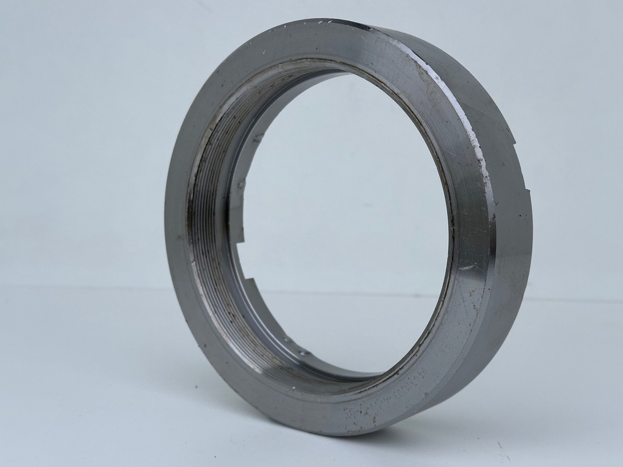 Liebherr Original Nutmutter ID-Nr.9443117 - ID-Nr.944311703. LH110,A974,LOS974,P974,P976,R974,R976,R980,P994,P995,R944,R995. #944311703.30.12.02# - محرك سوينغ - آلات البناء: صورة 4 Liebherr Original Nutmutter ID-Nr.9443117 - ID-Nr.944311703. LH110,A974,LOS974,P974,P976,R974,R976,R980,P994,P995,R944,R995. #944311703.30.12.02# - محرك سوينغ - آلات البناء: صورة 4