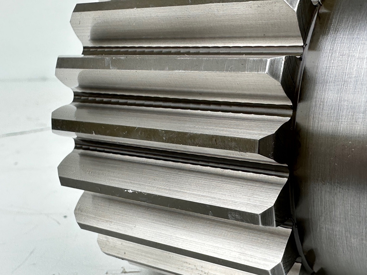 Liebherr Original Sonnenrad ID-Nr.90207293. SAT400/256 – SAT400/281. LH110, LOS974, P974, P976, R974, R976, R980, R9200. #90207293.15.07# - محرك سوينغ - حفارة: صورة 5 Liebherr Original Sonnenrad ID-Nr.90207293. SAT400/256 – SAT400/281. LH110, LOS974, P974, P976, R974, R976, R980, R9200. #90207293.15.07# - محرك سوينغ - حفارة: صورة 5