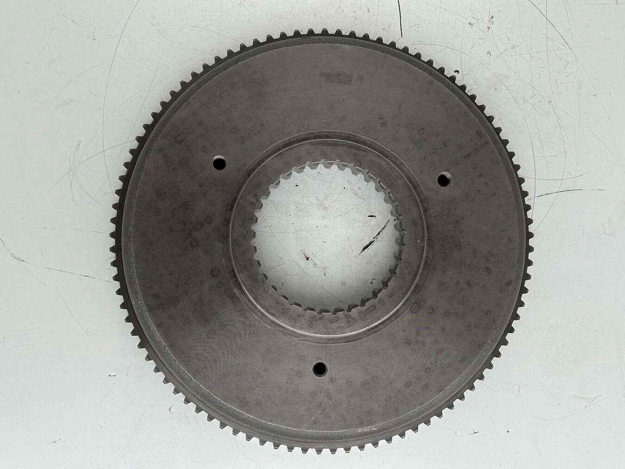 Liebherr Original Stützflansch ID-Nr.944427703. FAT500E502,FAT500E503,FAT500E517,FAT500E518,FAT500F522,FAT500F522,FAT500F528,FAT500F529.PR734,PR73605,PR7363,PR7364,PR736,RL44,RL46,RL463. #944427703.31 - محرك السفر - آلات البناء: صورة 5 Liebherr Original Stützflansch ID-Nr.944427703. FAT500E502,FAT500E503,FAT500E517,FAT500E518,FAT500F522,FAT500F522,FAT500F528,FAT500F529.PR734,PR73605,PR7363,PR7364,PR736,RL44,RL46,RL463. #944427703.31 - محرك السفر - آلات البناء: صورة 5