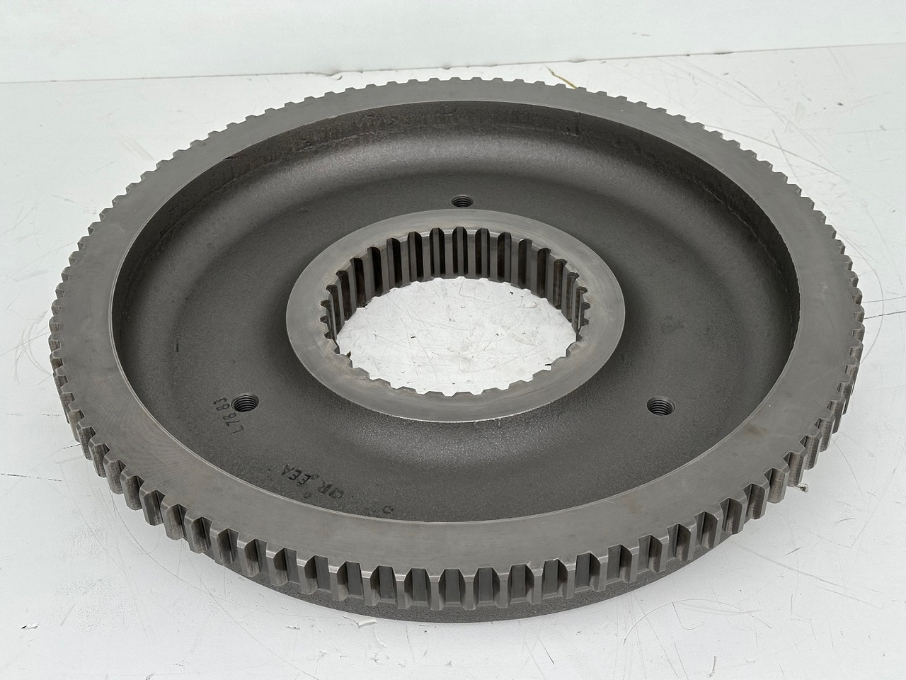 Liebherr Original Stützflansch ID-Nr.944427703. FAT500E502,FAT500E503,FAT500E517,FAT500E518,FAT500F522,FAT500F522,FAT500F528,FAT500F529.PR734,PR73605,PR7363,PR7364,PR736,RL44,RL46,RL463. #944427703.31 - محرك السفر - آلات البناء: صورة 3 Liebherr Original Stützflansch ID-Nr.944427703. FAT500E502,FAT500E503,FAT500E517,FAT500E518,FAT500F522,FAT500F522,FAT500F528,FAT500F529.PR734,PR73605,PR7363,PR7364,PR736,RL44,RL46,RL463. #944427703.31 - محرك السفر - آلات البناء: صورة 3