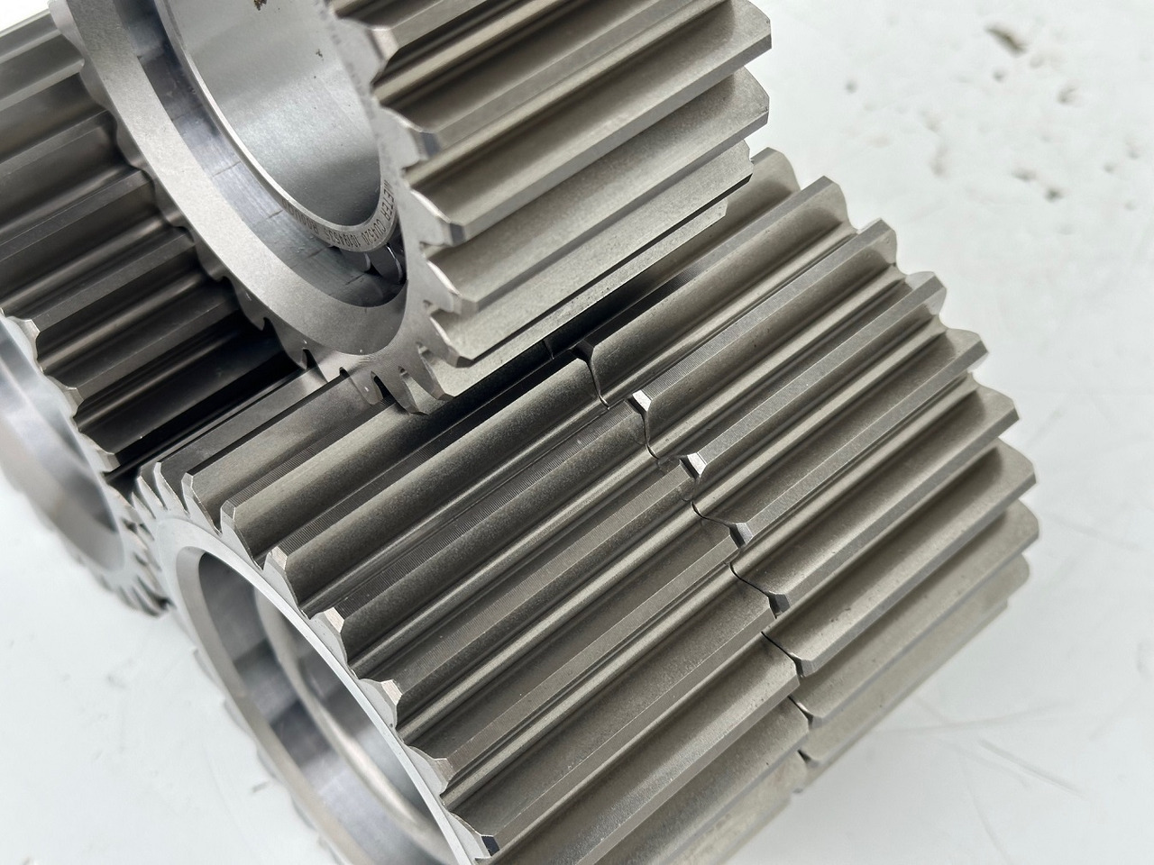 Liebherr Planetenrad ID-Nr.90205840. FAT350P126 - FAT350P138. R920 - R922 - R924 - R925 - R926 - R930 T. #90205840.22.05.01# - محرك السفر - حفار زحاف: صورة 4 Liebherr Planetenrad ID-Nr.90205840. FAT350P126 - FAT350P138. R920 - R922 - R924 - R925 - R926 - R930 T. #90205840.22.05.01# - محرك السفر - حفار زحاف: صورة 4