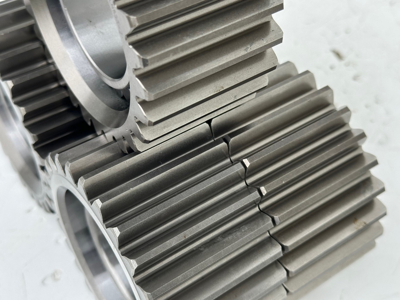 Liebherr Planetenrad ID-Nr.90205840. FAT350P126 - FAT350P138. R920 - R922 - R924 - R925 - R926 - R930 T. #90205840.22.05.02# - محرك السفر - حفار زحاف: صورة 4 Liebherr Planetenrad ID-Nr.90205840. FAT350P126 - FAT350P138. R920 - R922 - R924 - R925 - R926 - R930 T. #90205840.22.05.02# - محرك السفر - حفار زحاف: صورة 4