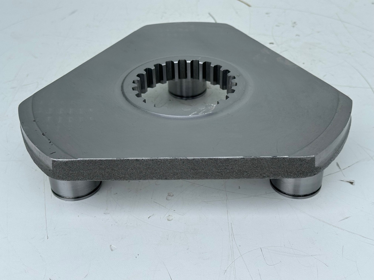 Liebherr Planetenträger ID-Nr.12962320. #12962320.A4.285# - علبة التروس و قطع الغيار - حفارة: صورة 4 Liebherr Planetenträger ID-Nr.12962320. #12962320.A4.285# - علبة التروس و قطع الغيار - حفارة: صورة 4