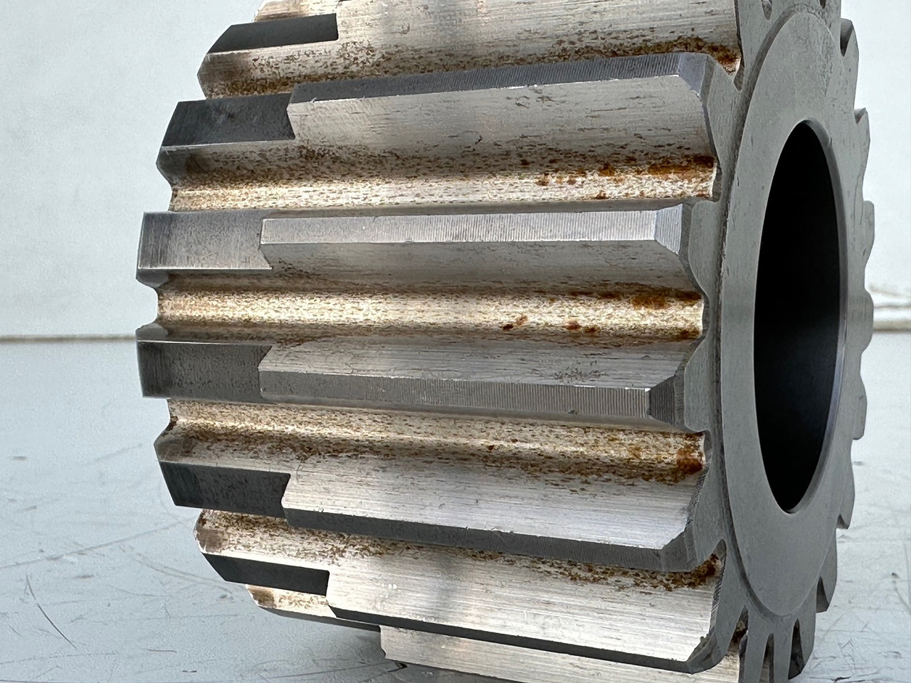 نقل الحركة - آلات البناء Liebherr Sonnenrad ID-Nr.9444422 - ID-Nr.90201991.  FAT500P005,FAT500P082,FAT500P098,FAT500P124,FAT500P128,FAT500P131.  LH80,LH110,R954,E954,LO2954,LOS956,R950,R956,R930,R964,R966.  #944442203.01#: صورة 7