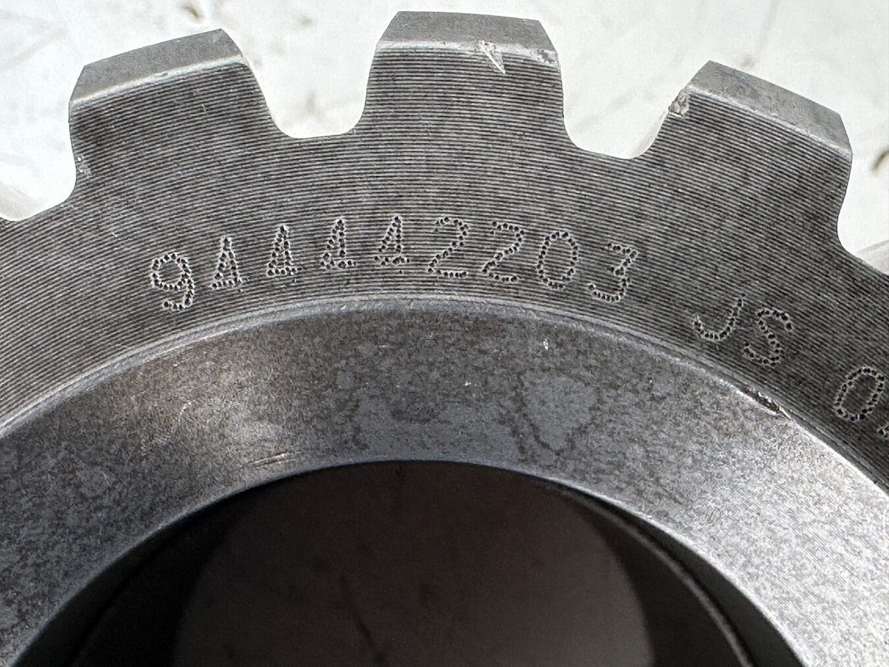 نقل الحركة - آلات البناء Liebherr Sonnenrad ID-Nr.9444422 - ID-Nr.90201991.  FAT500P005,FAT500P082,FAT500P098,FAT500P124,FAT500P128,FAT500P131.  LH80,LH110,R954,E954,LO2954,LOS956,R950,R956,R930,R964,R966.  #944442203.01#: صورة 10