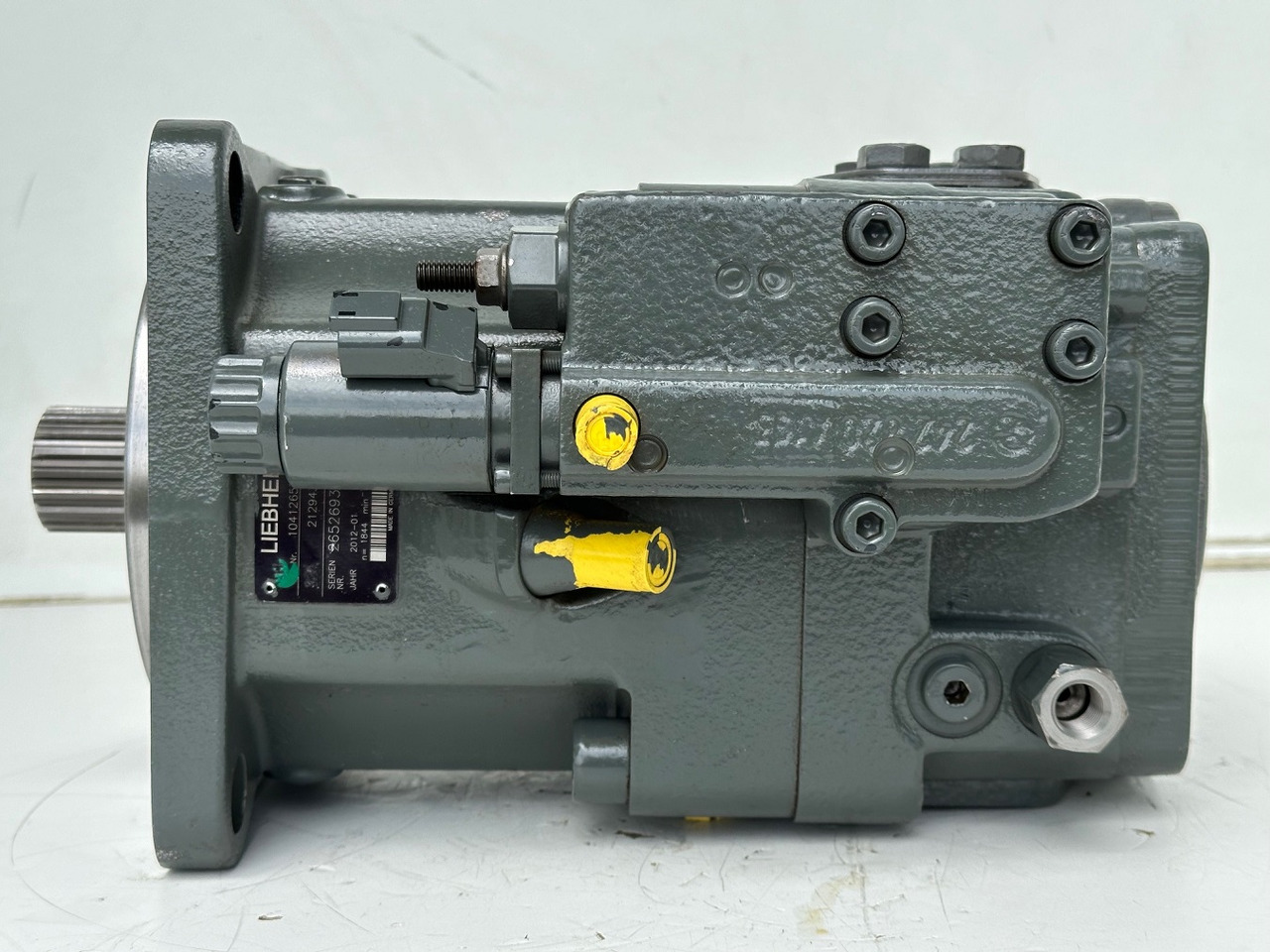 Liebherr Verstellpumpe Typ:A11VO75EP. ID-Nr.10412657. LH120C, LH120CG, LH120ET, LH120M, LH150C, LH150M. #10412657.26526937# - مضخة هيدروليكية - حفارة دولاب: صورة 5 Liebherr Verstellpumpe Typ:A11VO75EP. ID-Nr.10412657. LH120C, LH120CG, LH120ET, LH120M, LH150C, LH150M. #10412657.26526937# - مضخة هيدروليكية - حفارة دولاب: صورة 5