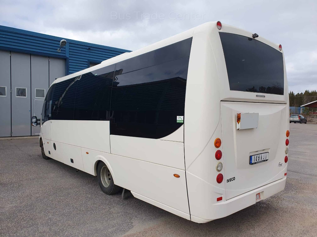 IVECO First Daily 70C17 - حافلة صغيرة, ميكروباص: صورة 3 IVECO First Daily 70C17 - حافلة صغيرة, ميكروباص: صورة 3