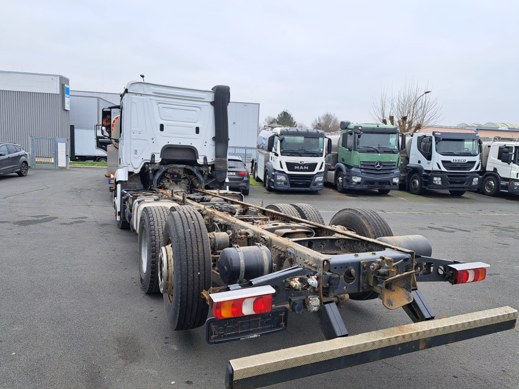 Mercedes Benz Actros 2545 L 6x2 Motorschaden(Nr. 5785) - شاحنة هيكل كابينة: صورة 5 Mercedes Benz Actros 2545 L 6x2 Motorschaden(Nr. 5785) - شاحنة هيكل كابينة: صورة 5