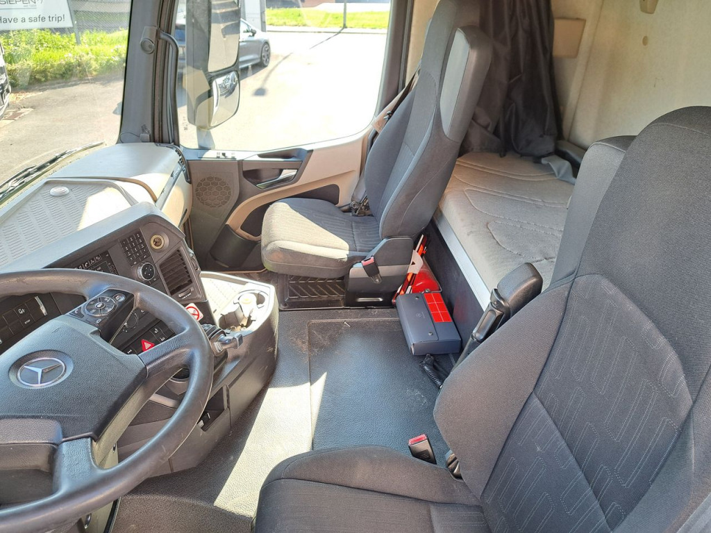 Mercedes Benz Actros 2642 Fahrgestell ohne Aufbau (Nr. 5800) - شاحنة هيكل كابينة: صورة 3 Mercedes Benz Actros 2642 Fahrgestell ohne Aufbau (Nr. 5800) - شاحنة هيكل كابينة: صورة 3